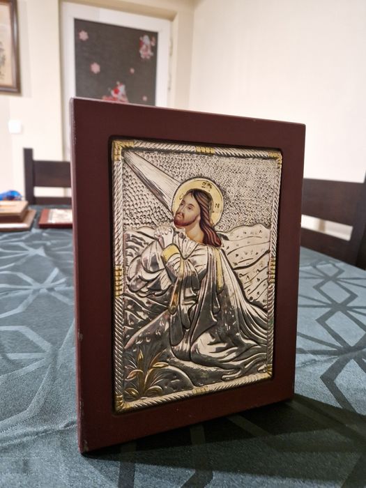 Прекрасна антикварна сребърна икона