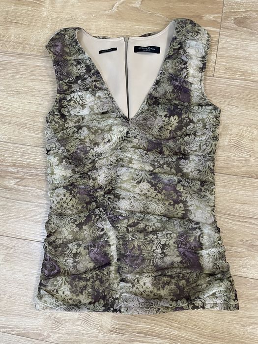 Desigual бели дънки, Guess топ и Mos Mosh дънки