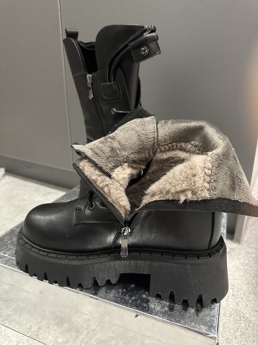 Продам зимние сапоги