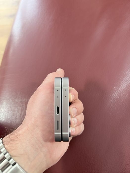 Samsung Galaxy Flip 6+ Galaxy Watch Ultra