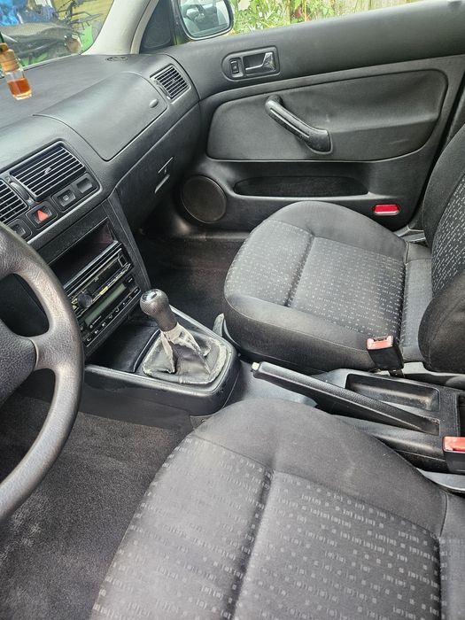 VOLKSWAGEN Golf 2003 — imagine 5