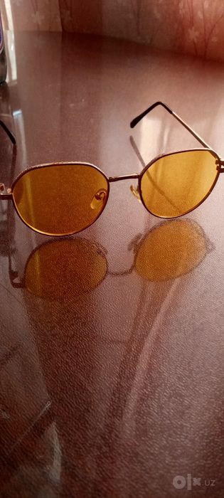 Очки от солнца Модные