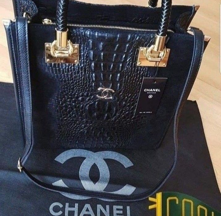 Geanta piele naturala, insertii croco ,logo metalic, saculet, etichetă