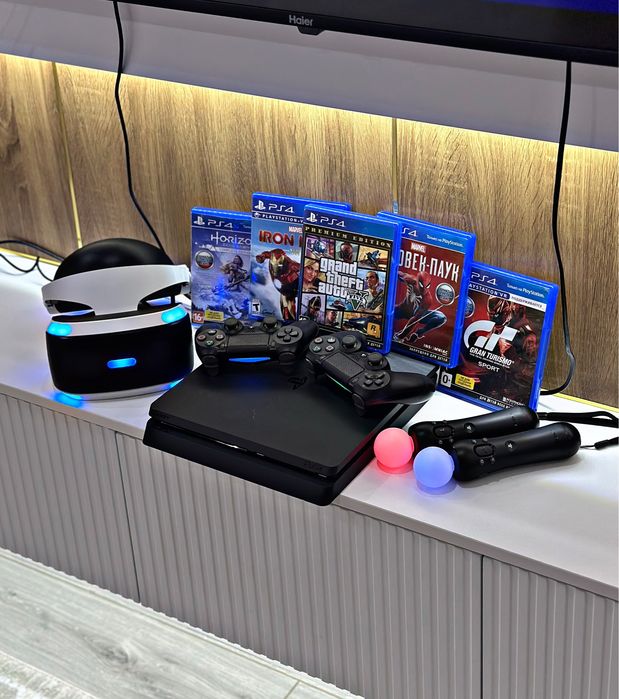 Плейстеишен 4 слим +vr,очки с 5 дисками