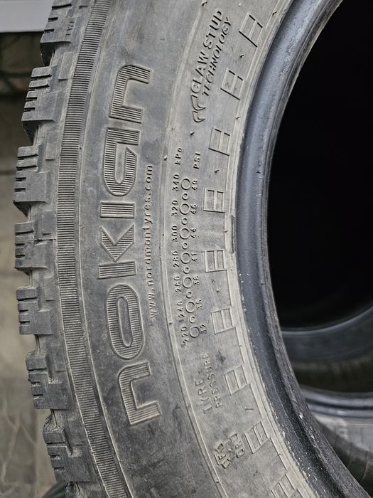 Шины с шипами старые