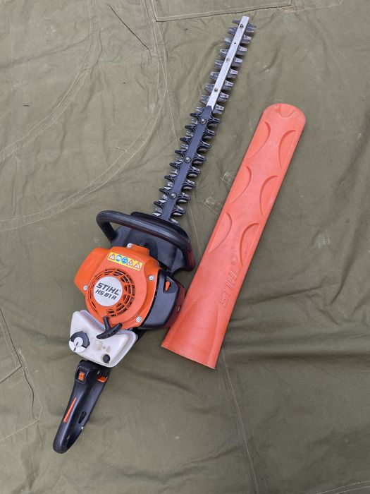 STIHL  HS 81R trimer foarfeca gard viu pe benzina