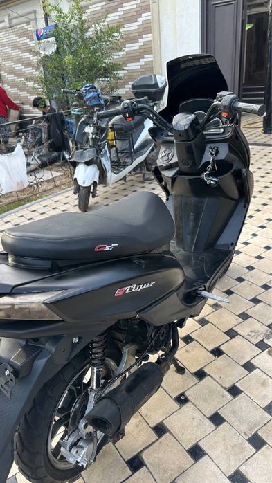 GST TIGER benzinli skuter