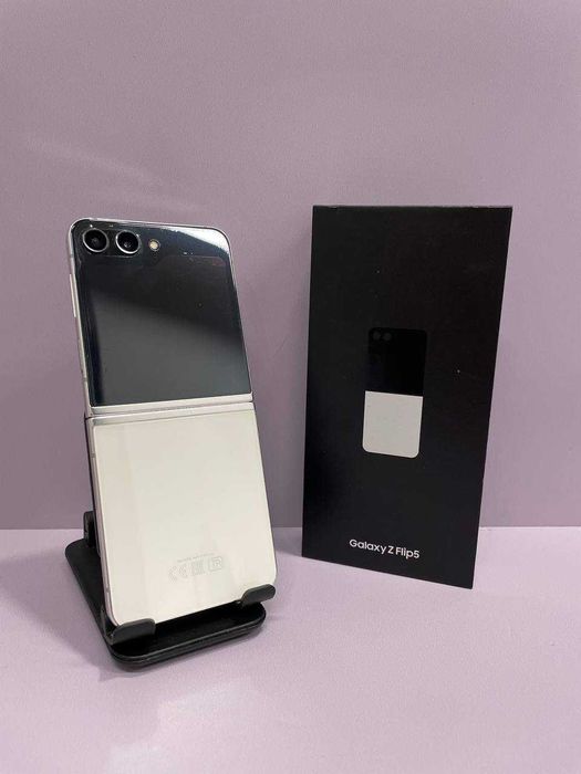 Galaxy Z flip5/СP038938