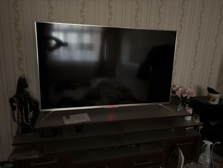 Телевизор Artel 55 gold 4k