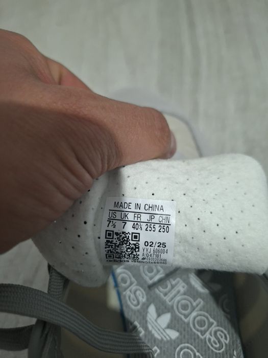 Vând adidasi Adidas originali