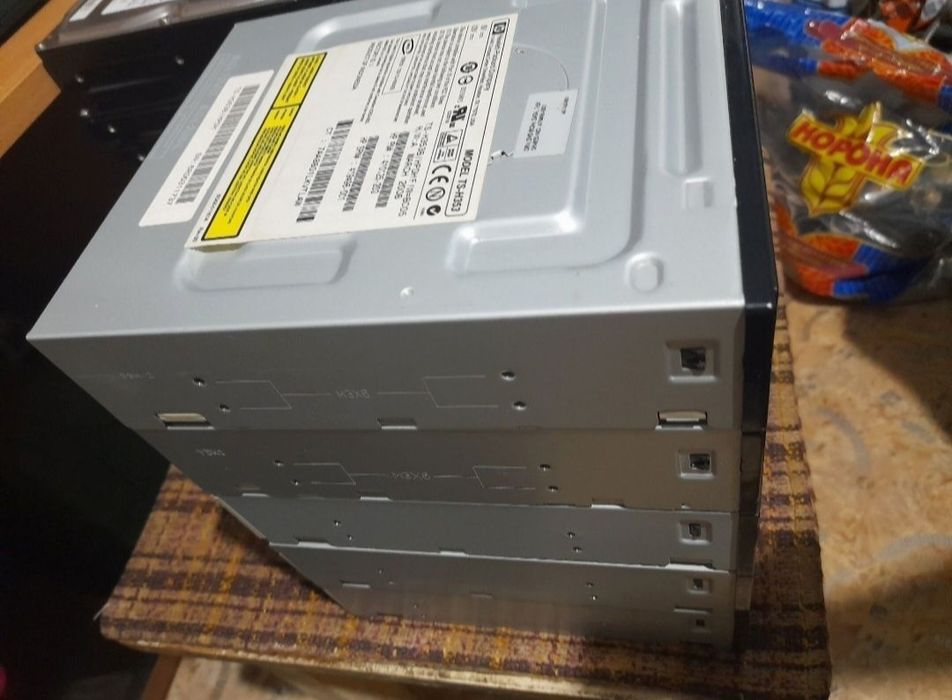 DVD приводы компьютерные