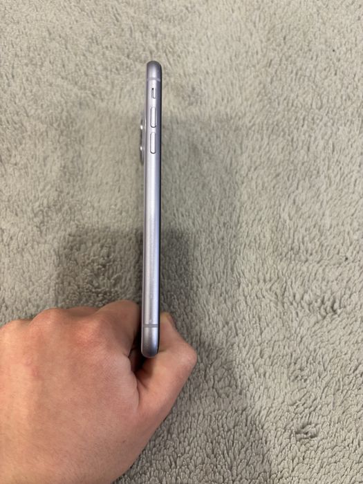 Аифон 11 в хорошем состояни