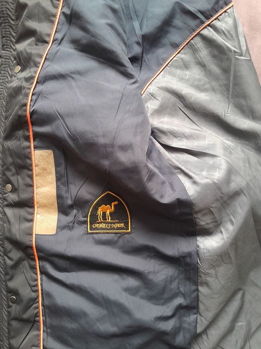 Продам куртка 10000тг