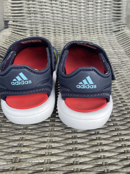 Детски сандали Adidas