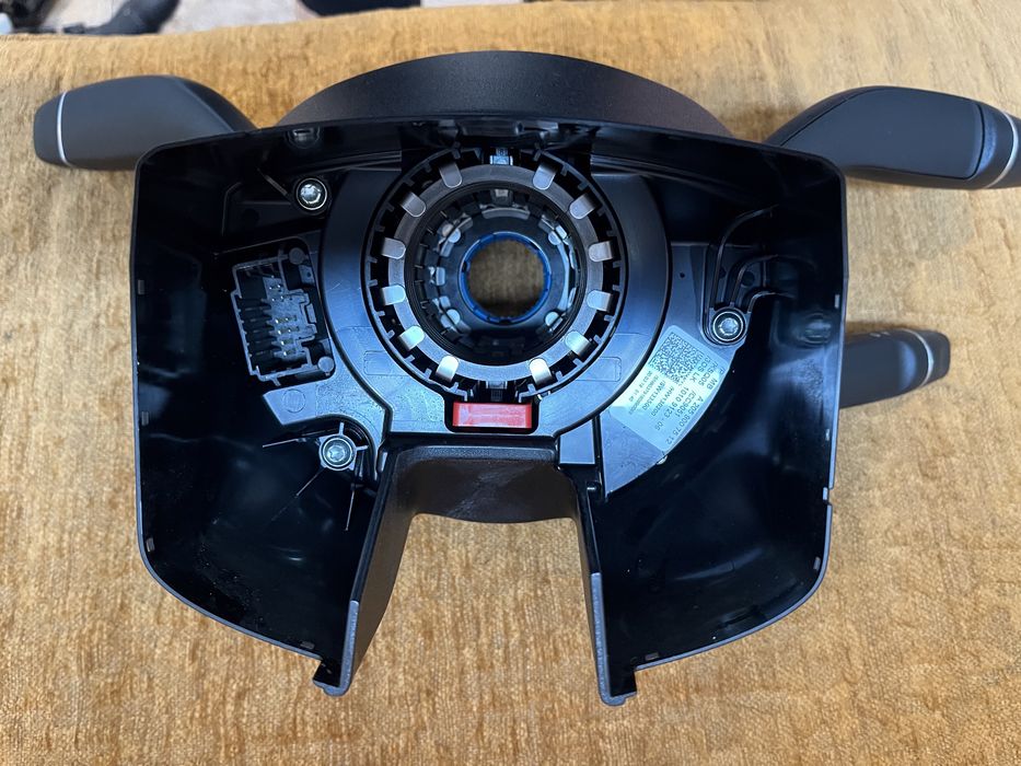 Spira / Spirala / SZL / Bloc manete volan Mercedes C Class W205