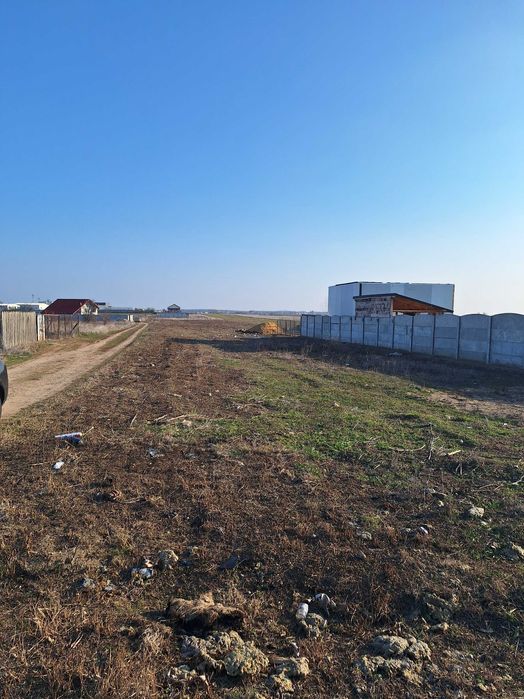 Vand teren intravilan in Cosoveni