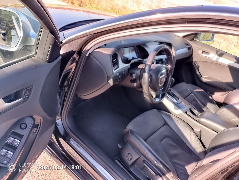 Audi A4 limuzina