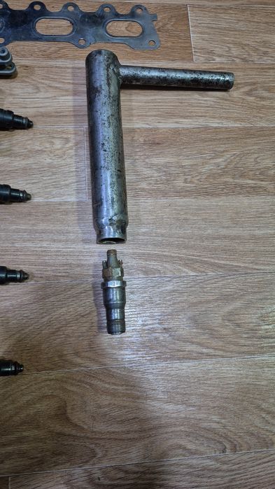 Продам запчасти на мерседес.