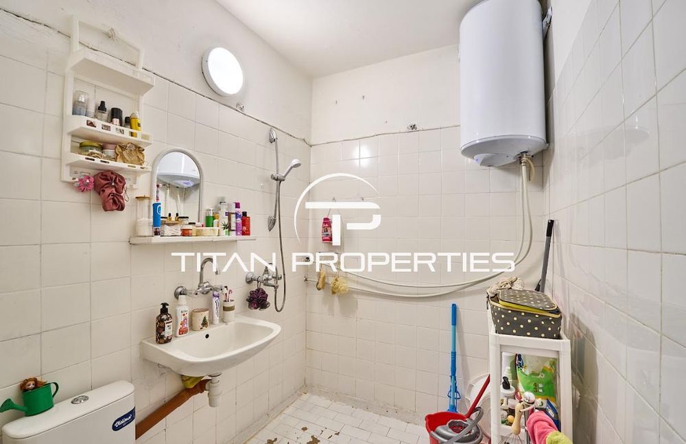 Продава се Двустаен апартамент в Пловдив, Изгрев - 46 кв.м за 1044 €/кв.м - Снимка #6