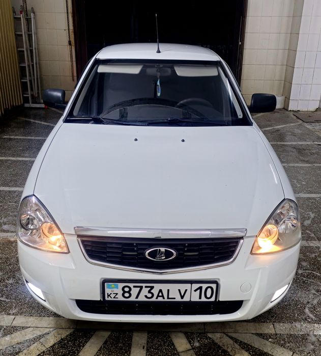 Продам 2ую приору 2014,1 хоз