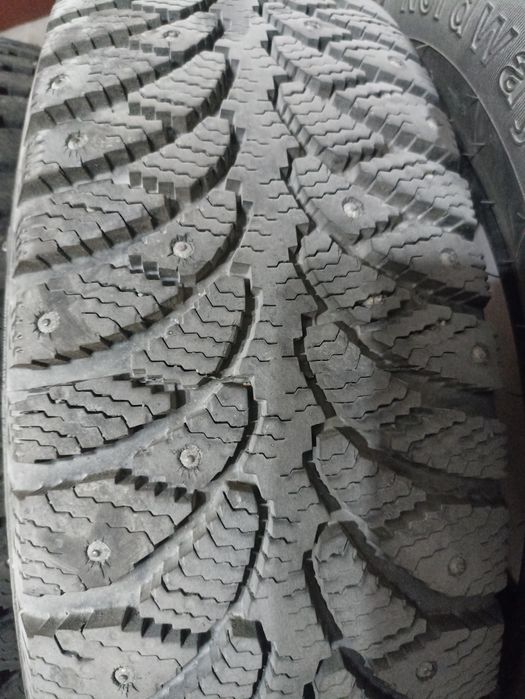 Продам резину  в хорошем состоянии