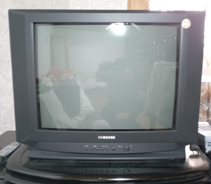 Продается телевизор