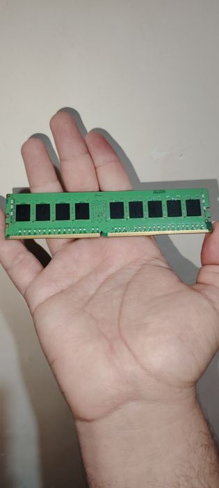 Серверная оперативная память ддр4 8гб  2133 хз  SKhynix