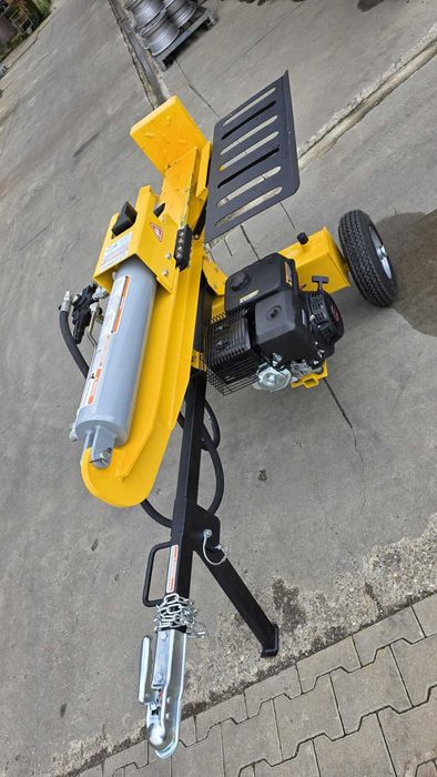 Despicator 35 tone cu motor benzina 15 CP