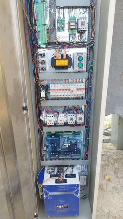 Lift mator va rolik va shiti sotiladi