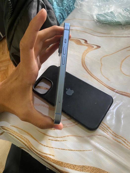 Iphone14 128гб акб 84% в хорошом состояние