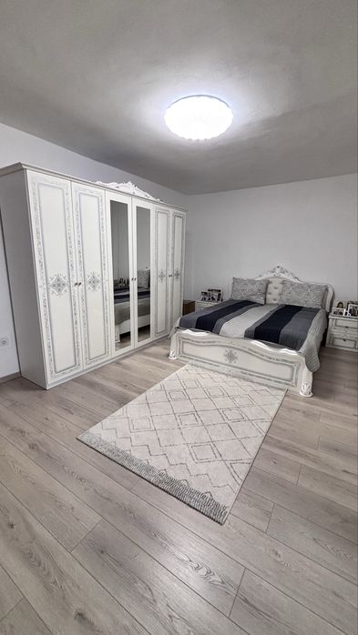 Vand urgent apartament 2 camere