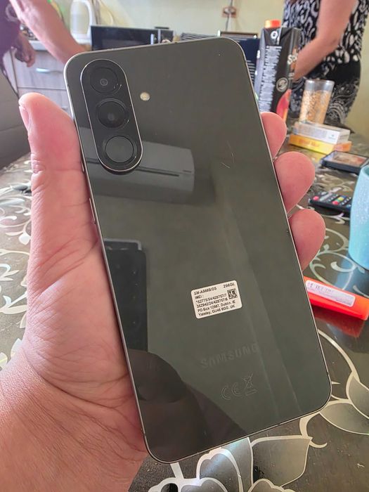 Продавам SAMSUNG A56 512