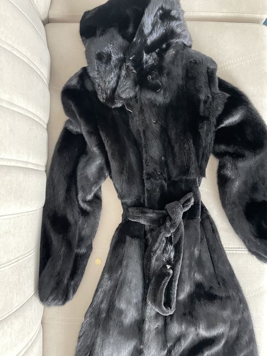 Продам норковую шубу