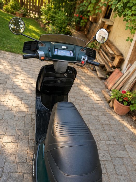 Scooter Peugeot retro