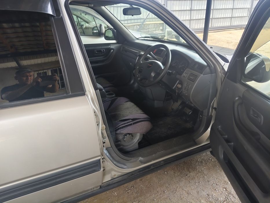 Продам Хонду СРВ