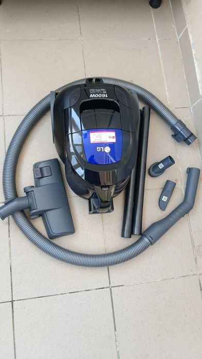 Пылесос LG 1600W