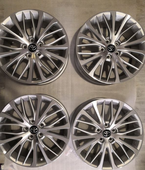 Оригинальные диски от Camry 70