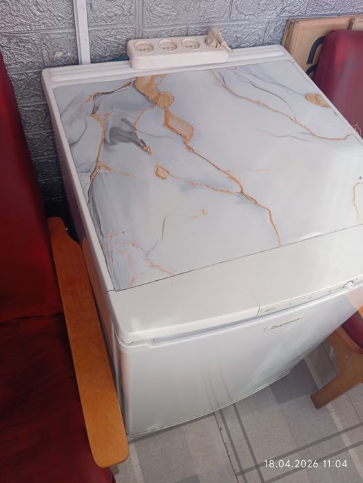 Продам морозильную камеру