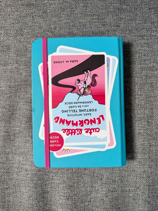 Cute Little Lenormand – книга и тесте карти