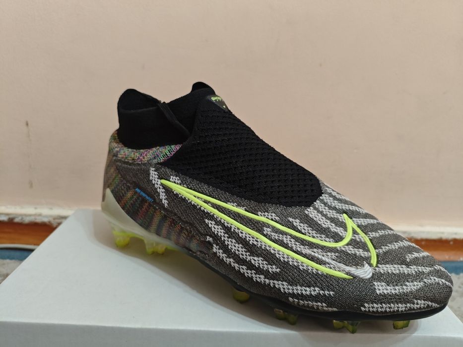 Бутсы Nike Phantom Gx elite