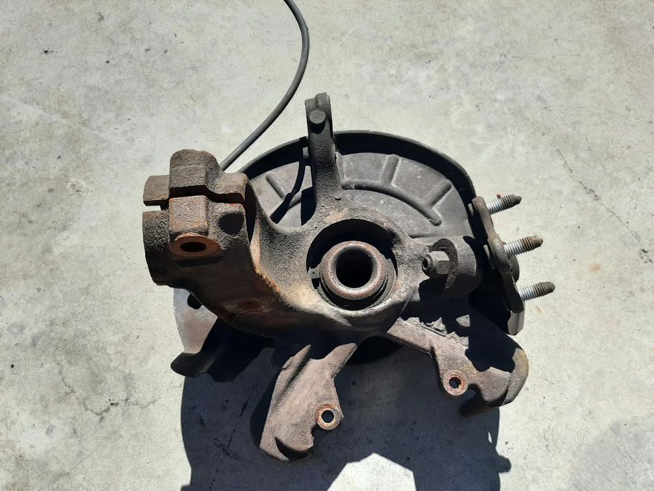 fuzeta dreapta fata seat ibiza 5 6j 1.4 tdi