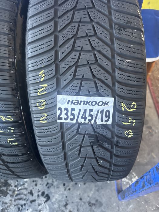 235/45/19 Hankook