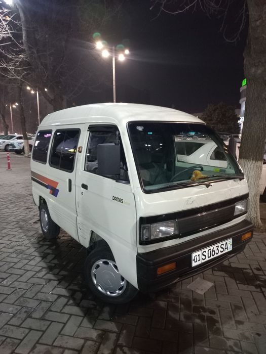 Damas 1 sotiladi toza kareski