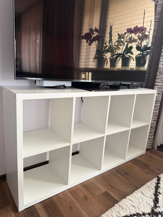 Етажерка ikea flysta