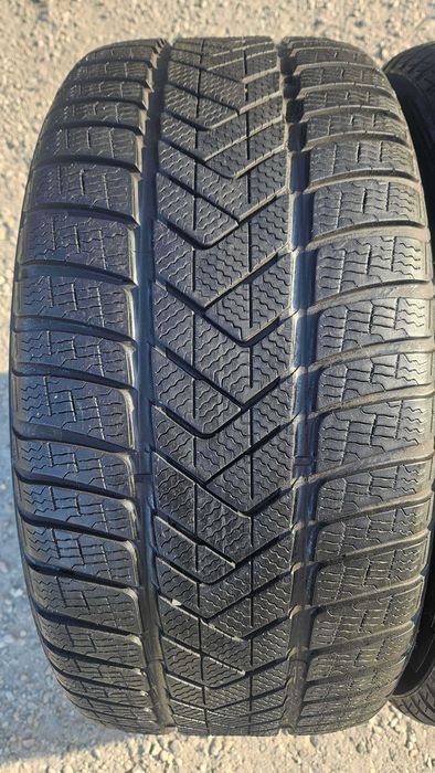 SET 4 Anvelope Iarna 245/45 R18 + 275/40 R18 PIRELLI Sottozero 3 RSC XL (BMW Original) Runflat