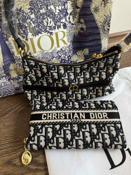 Комплект дамска чанта и протмоне Dior
