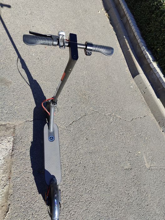 Продам самокат Xiaomi m 365