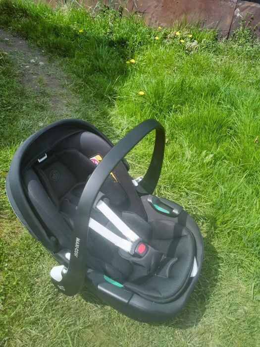 Maxi Cosi 360 fără isofix