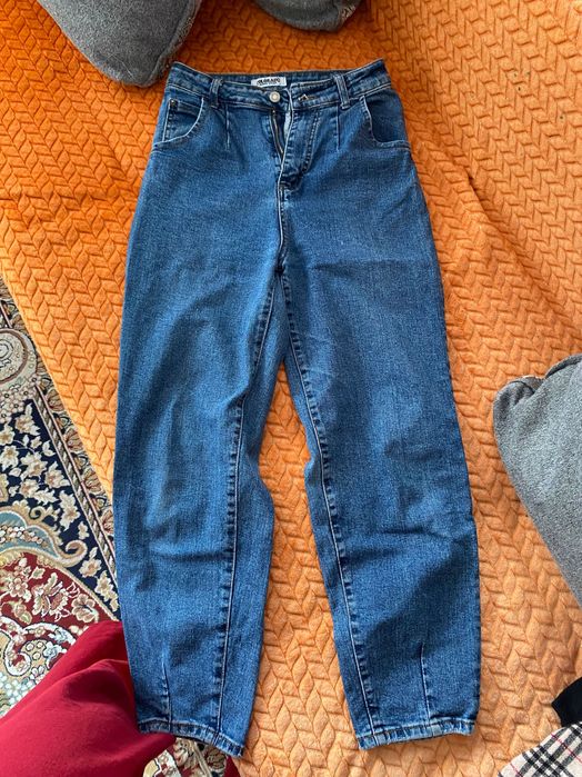 Отдам женские вещи