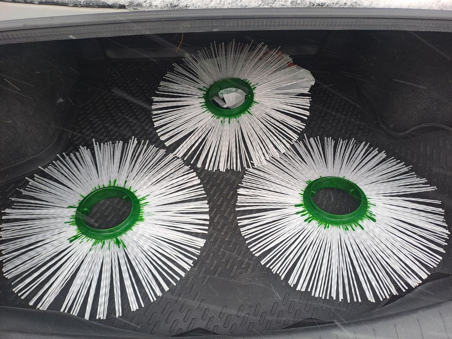 Коммунальные щётки